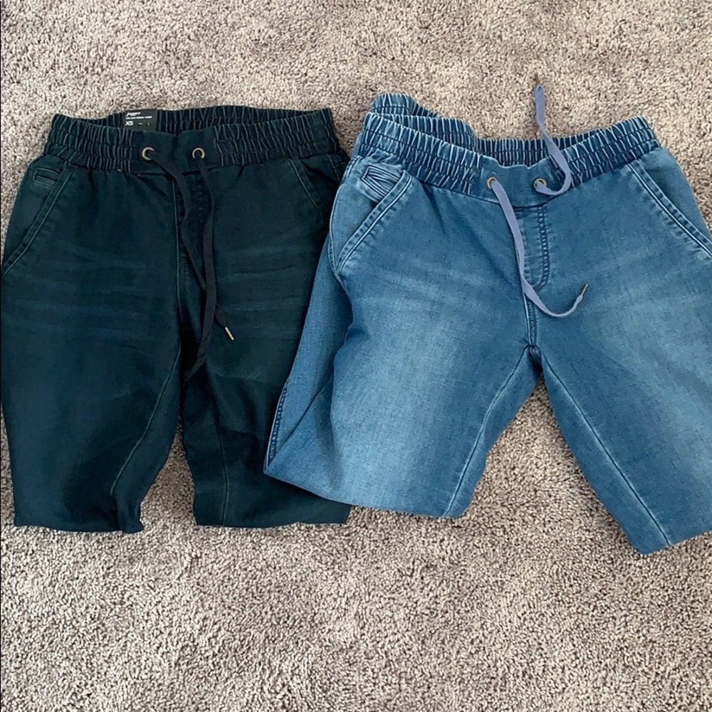 2 XS Joggers